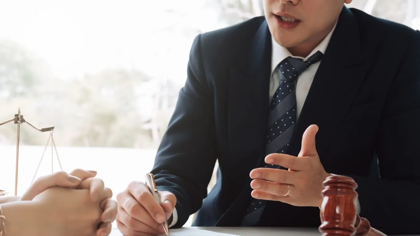 English-speaking lawyer in Bangkok providing legal consultation to clients